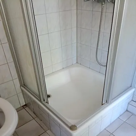 Charming Flat In * Schönebeck