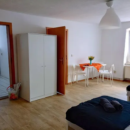 Daire Charming Flat In Schönebeck